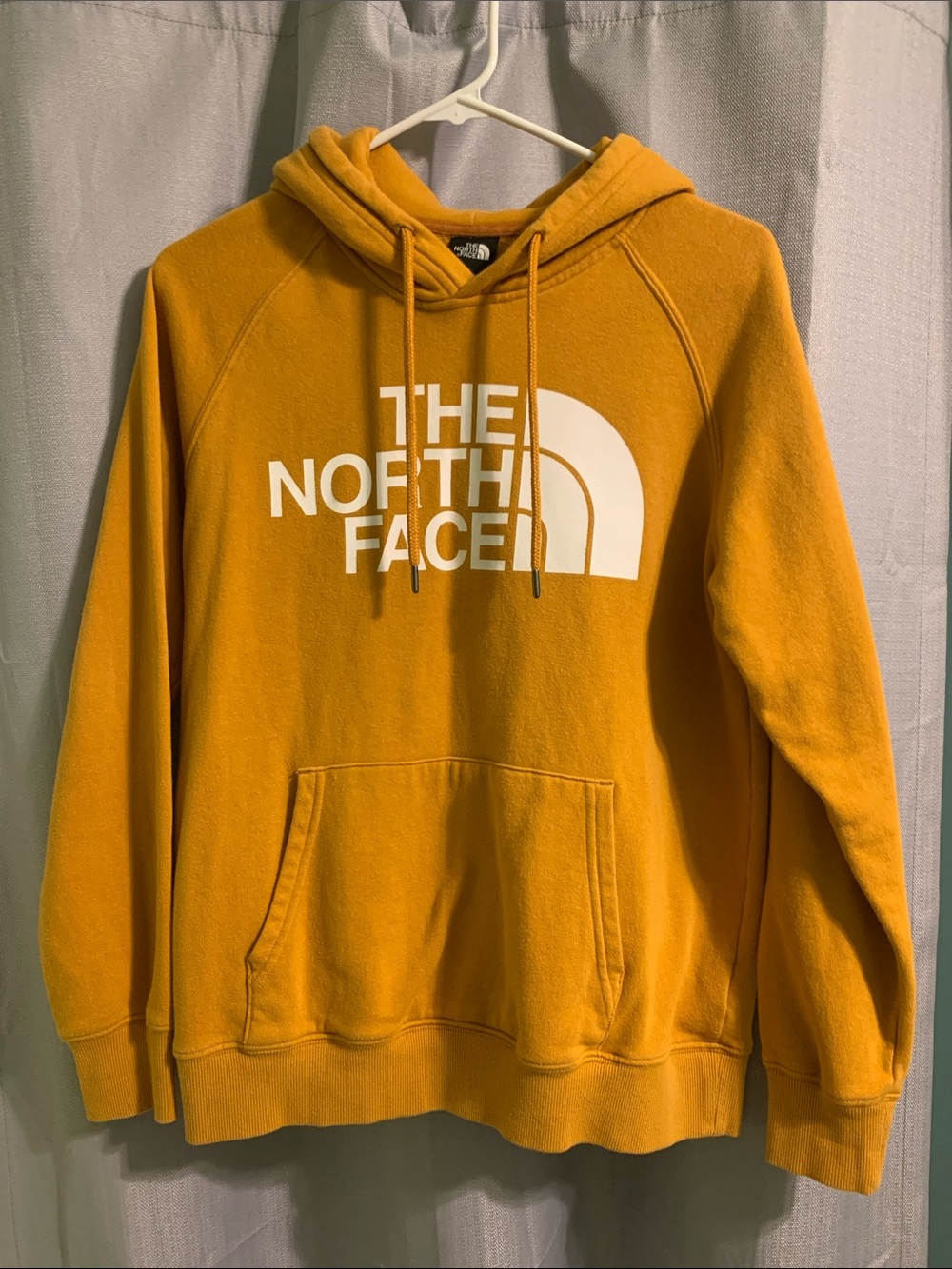 The North Face Men's Crewneck Hoodie - Mustard